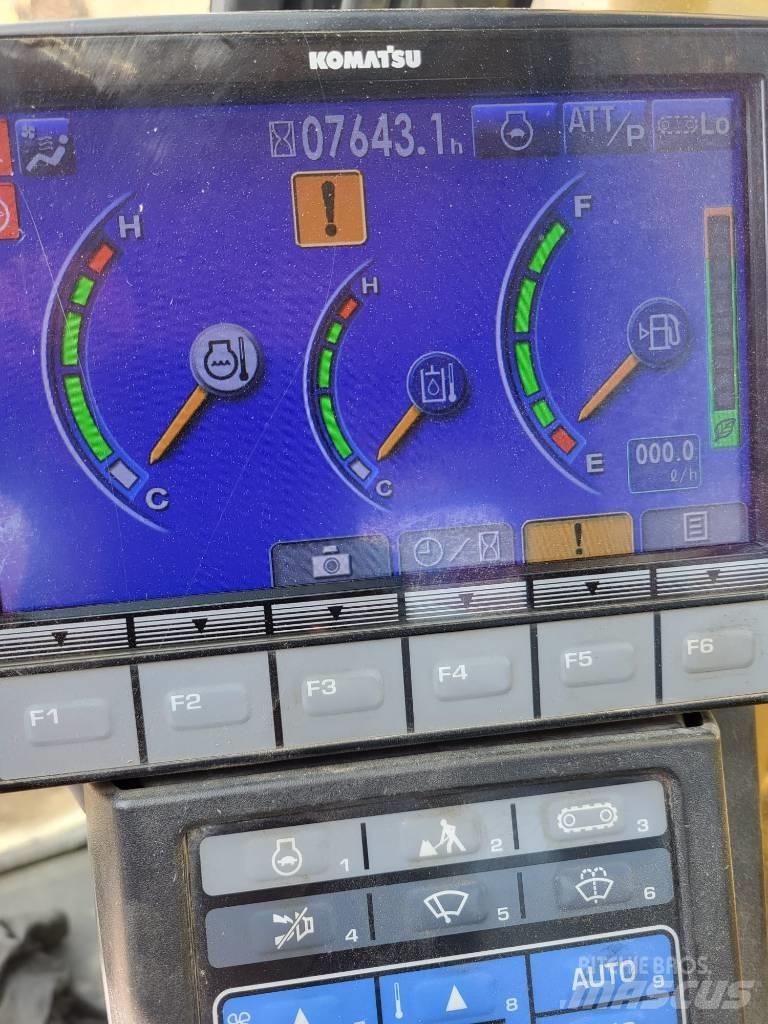 Komatsu PC 138 US-10 Bandgrävare