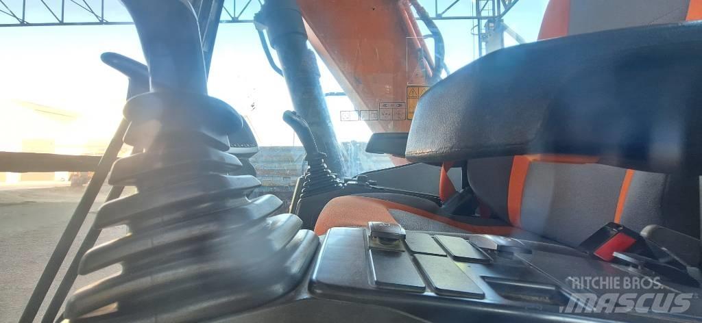 Doosan DX140LC-5 Bandgrävare