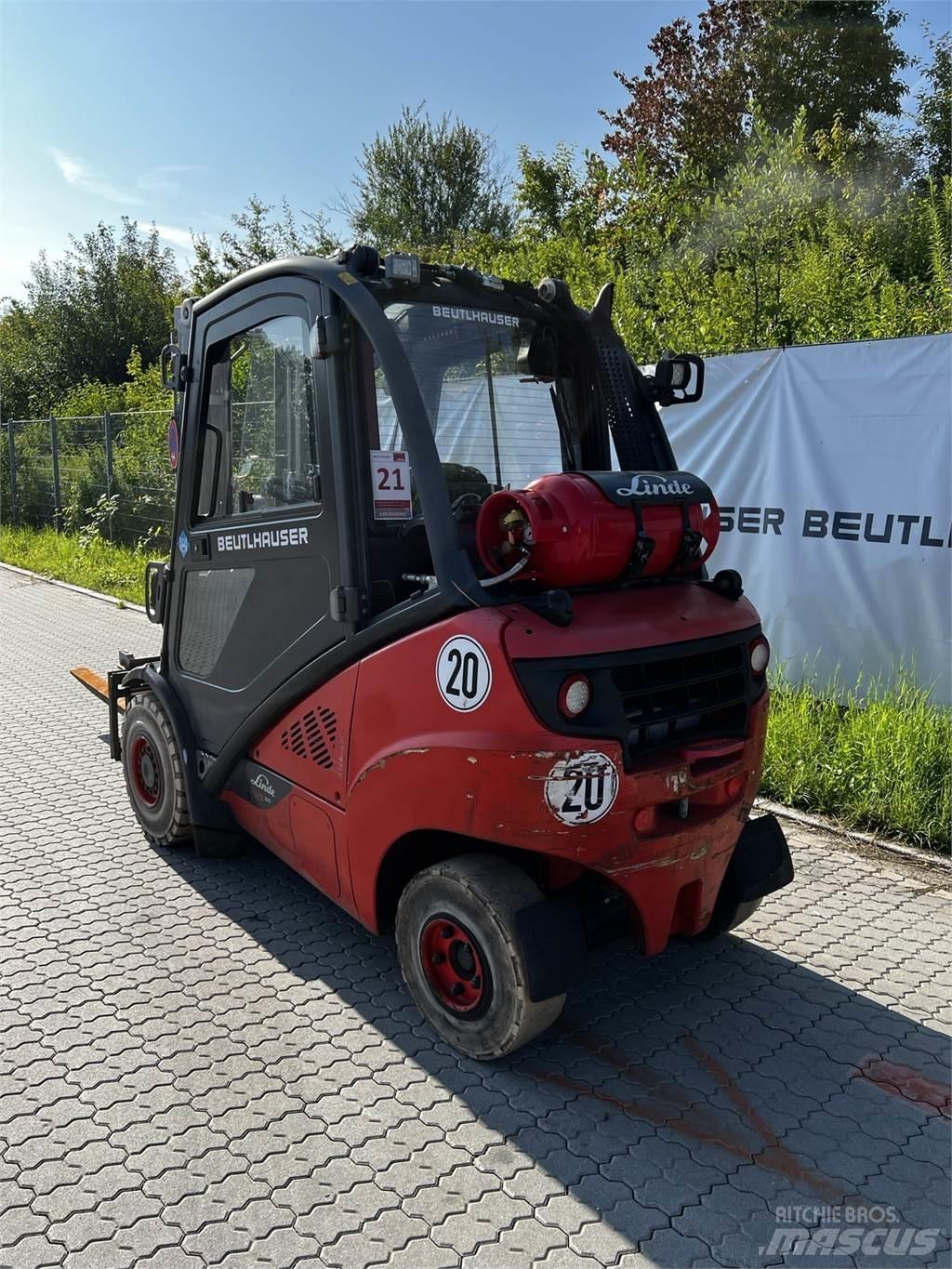 Linde H25T/600 Gasolmotviktstruckar