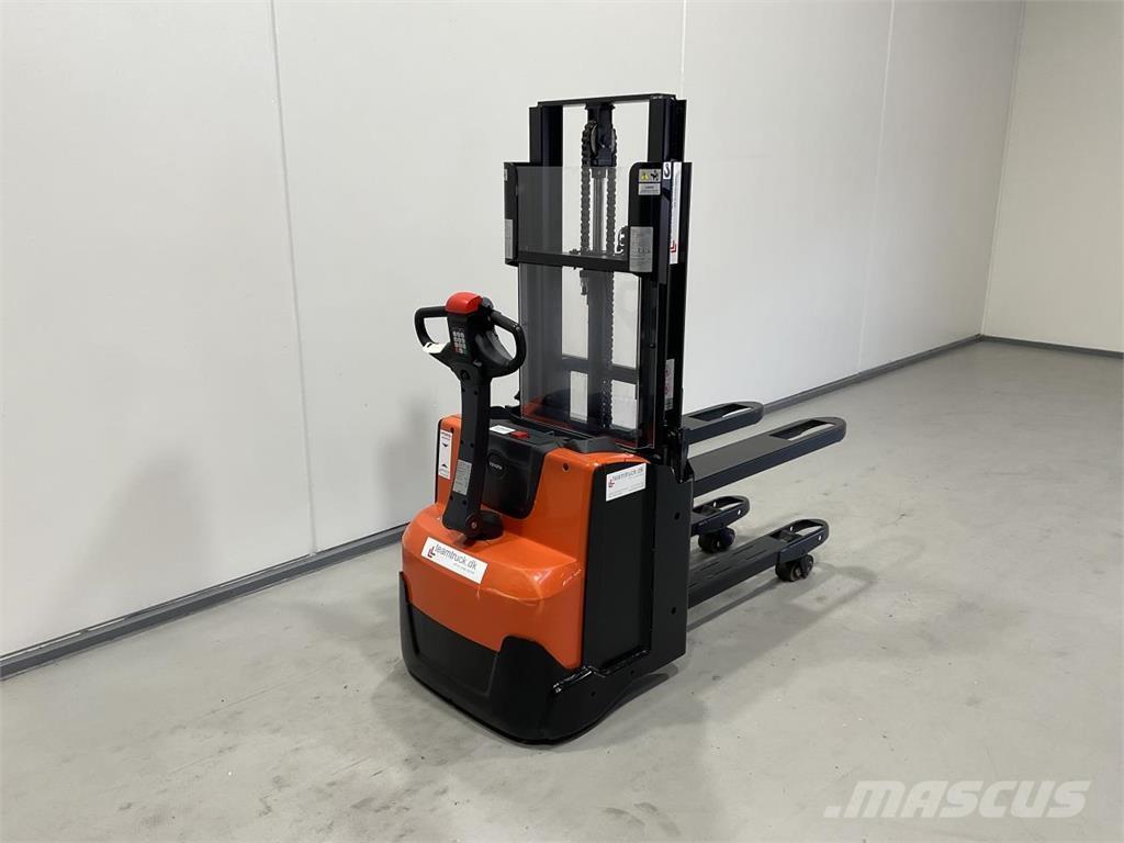 Toyota SWE200D Staplare