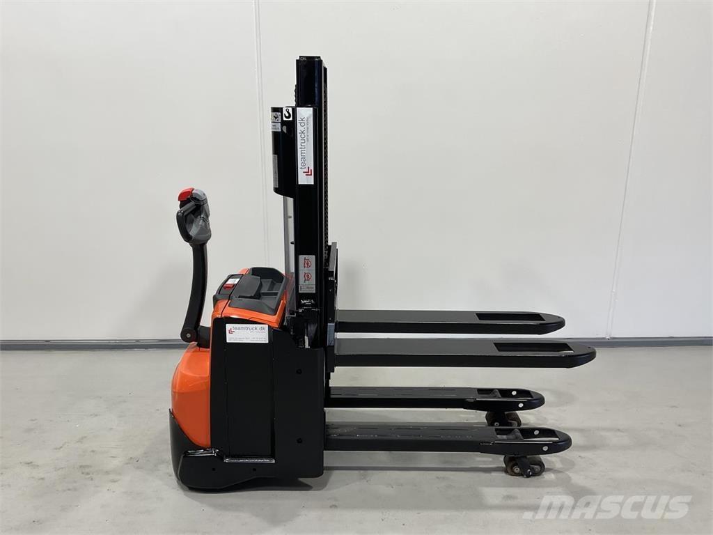 Toyota SWE200D Staplare