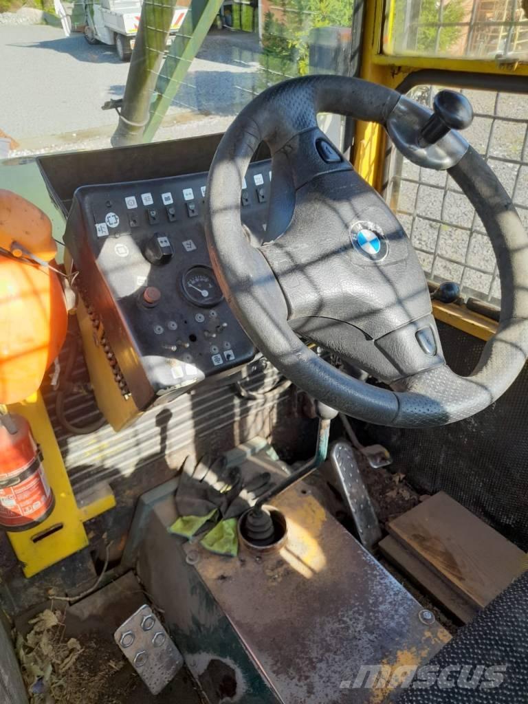 LKT 81 TURBO Lunnare