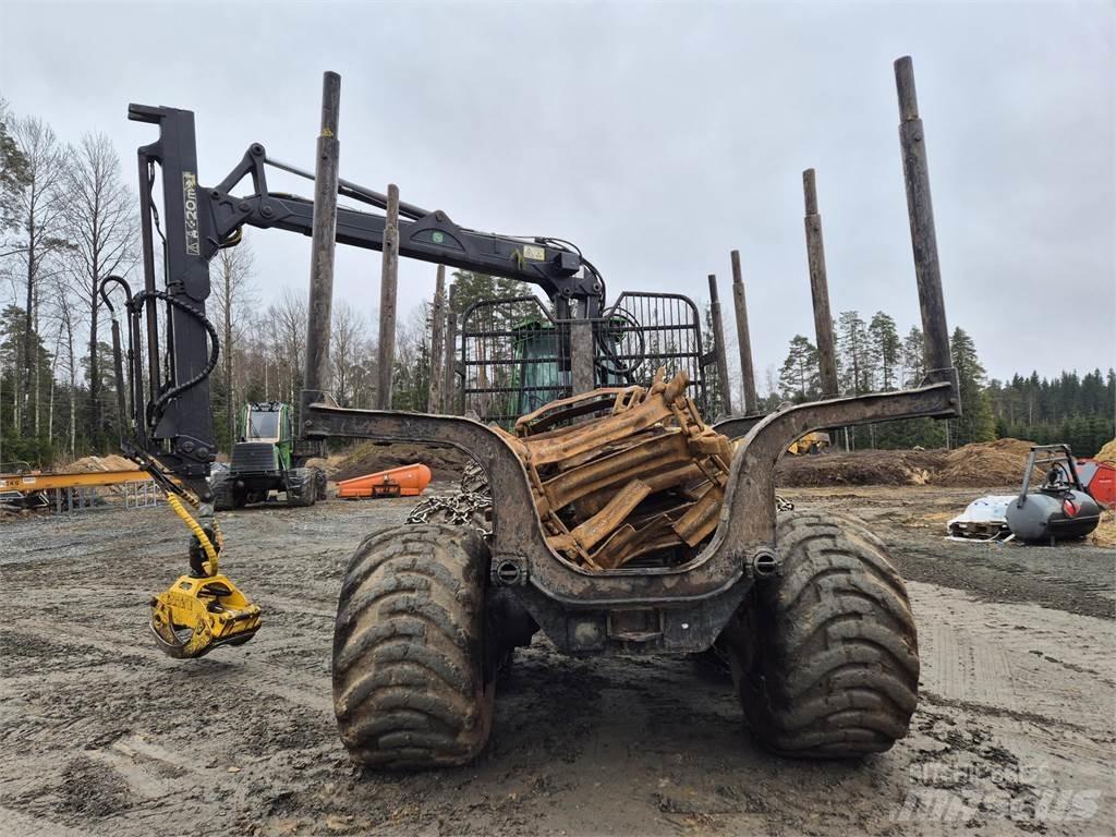 John Deere 1110D Skotare