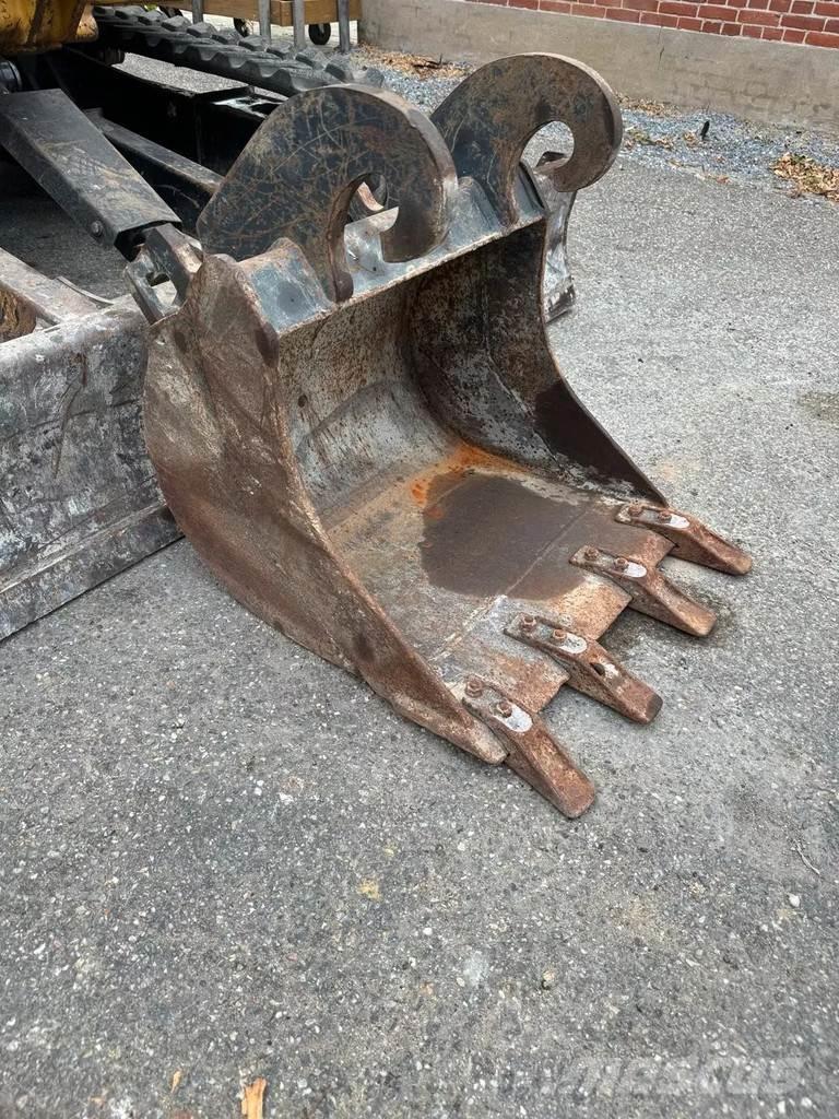 CAT 303.5 ECR Minigrävare < 7t