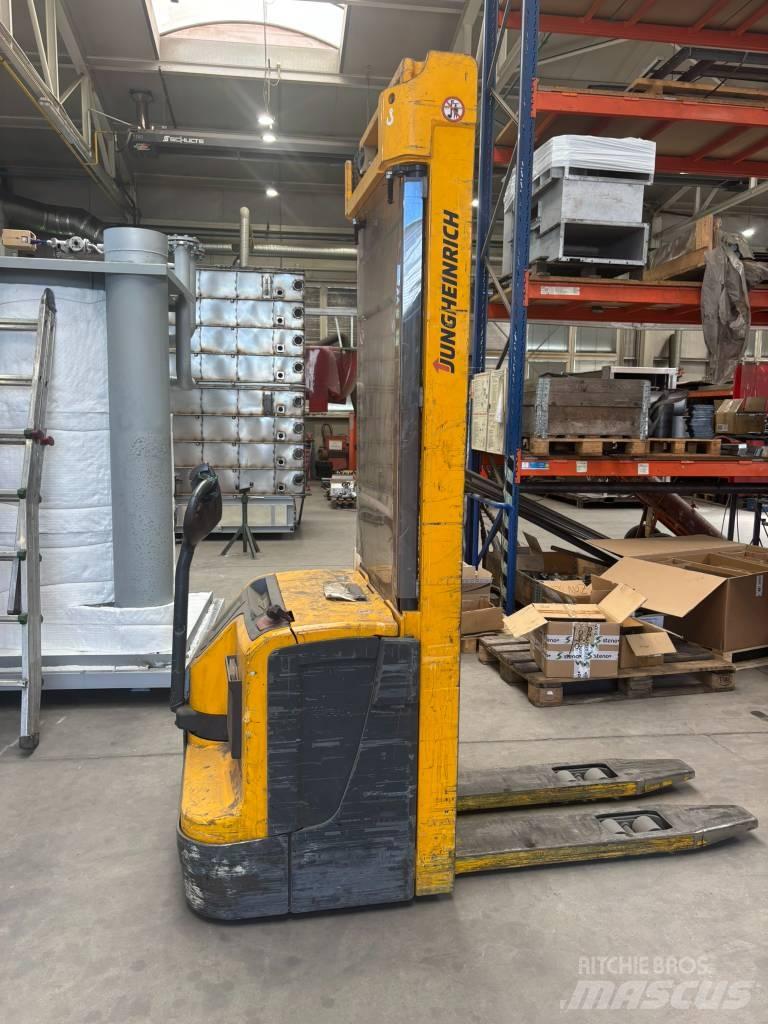 Jungheinrich EJC220 Staplare-led