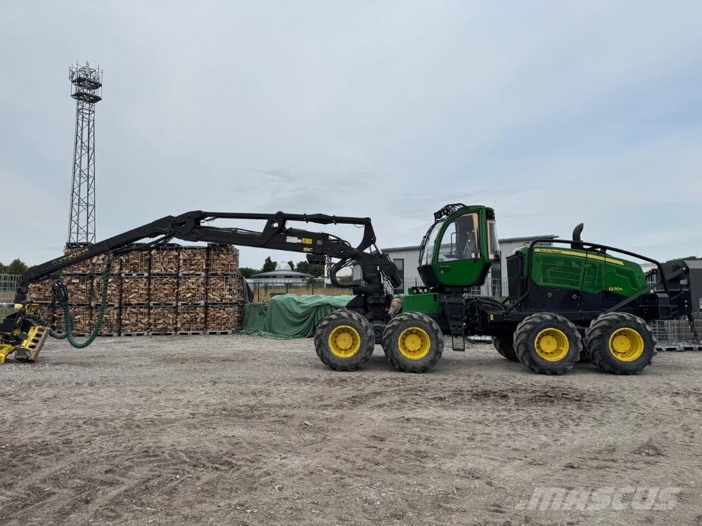 John Deere 1270 G Skördare