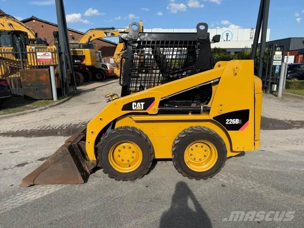 CAT 216B3 Kompaktlastare