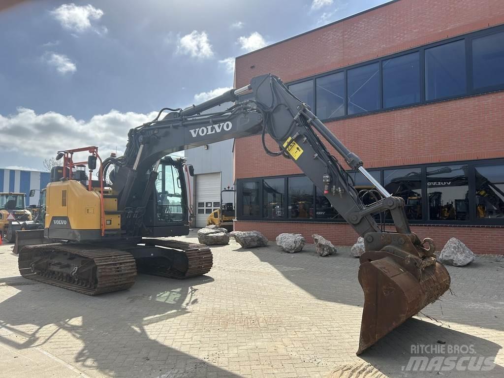 Volvo ECR145 Bandgrävare