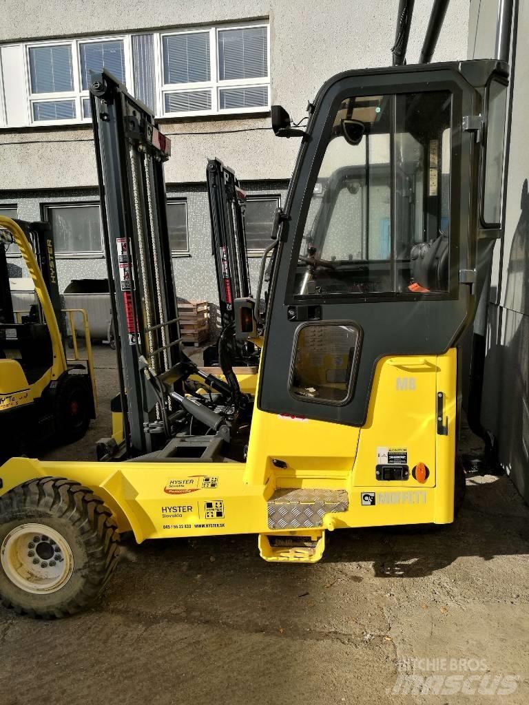 Moffett M8 35.3 Terrängtruck