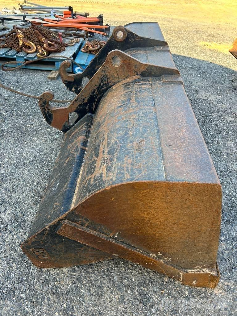 CAT 420F2 IT Grävlastare