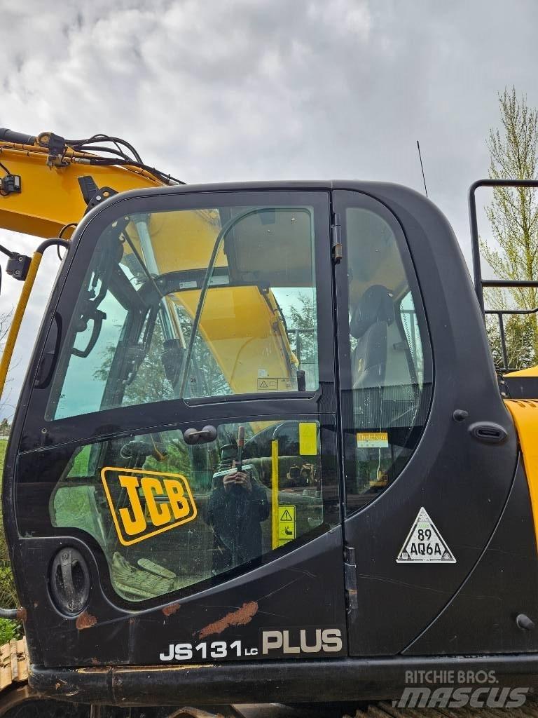 JCB JS 131 LC Bandgrävare