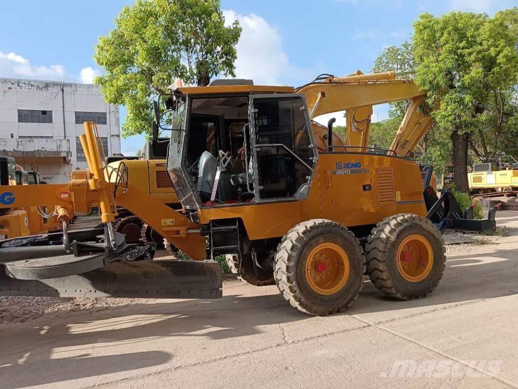 XCMG GR 2153 Väghyvlar