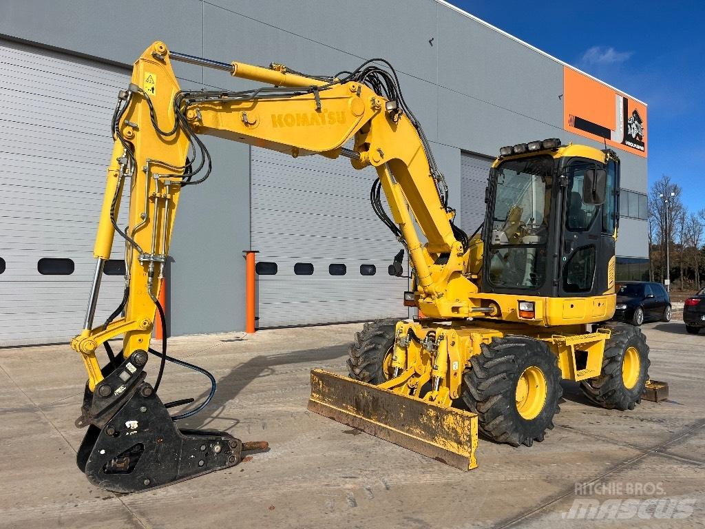 Komatsu PW 98 MR-8 Hjulgrävare