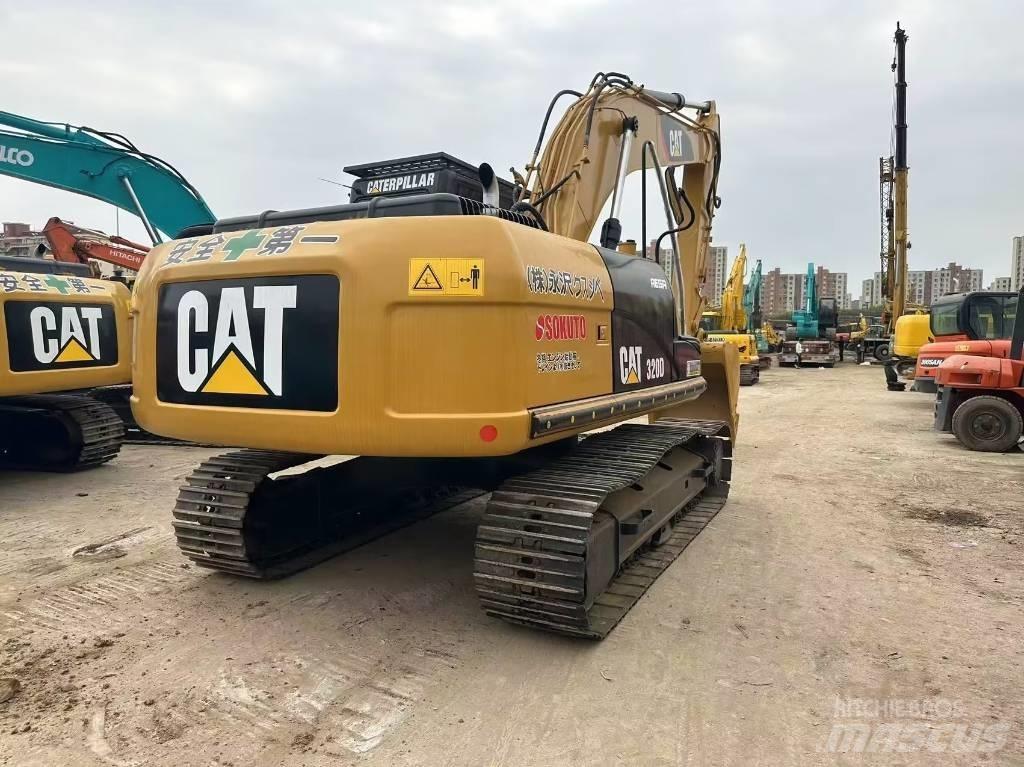CAT 320 D Bandgrävare