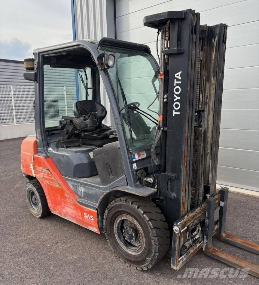 Toyota 8 FDF 25 Dieselmotviktstruckar