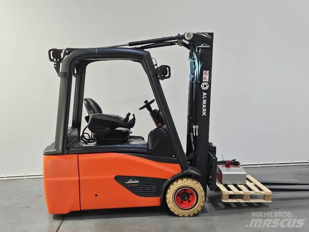Linde E20L Elmotviktstruckar