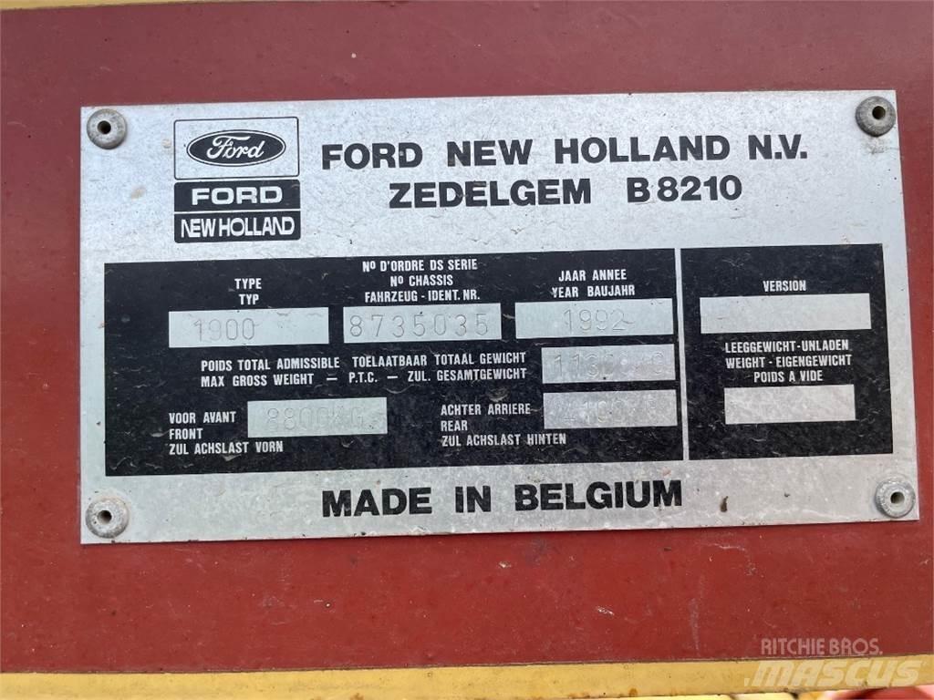 New Holland 1905 Fälthackar