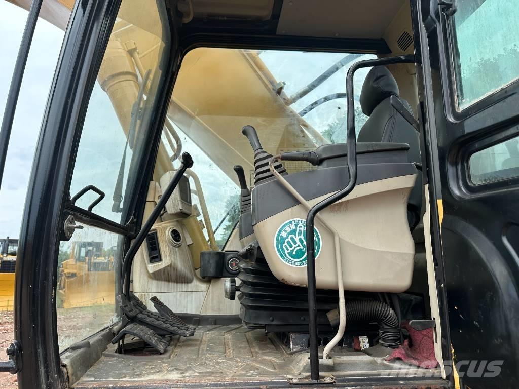 CAT 330 CL Bandgrävare