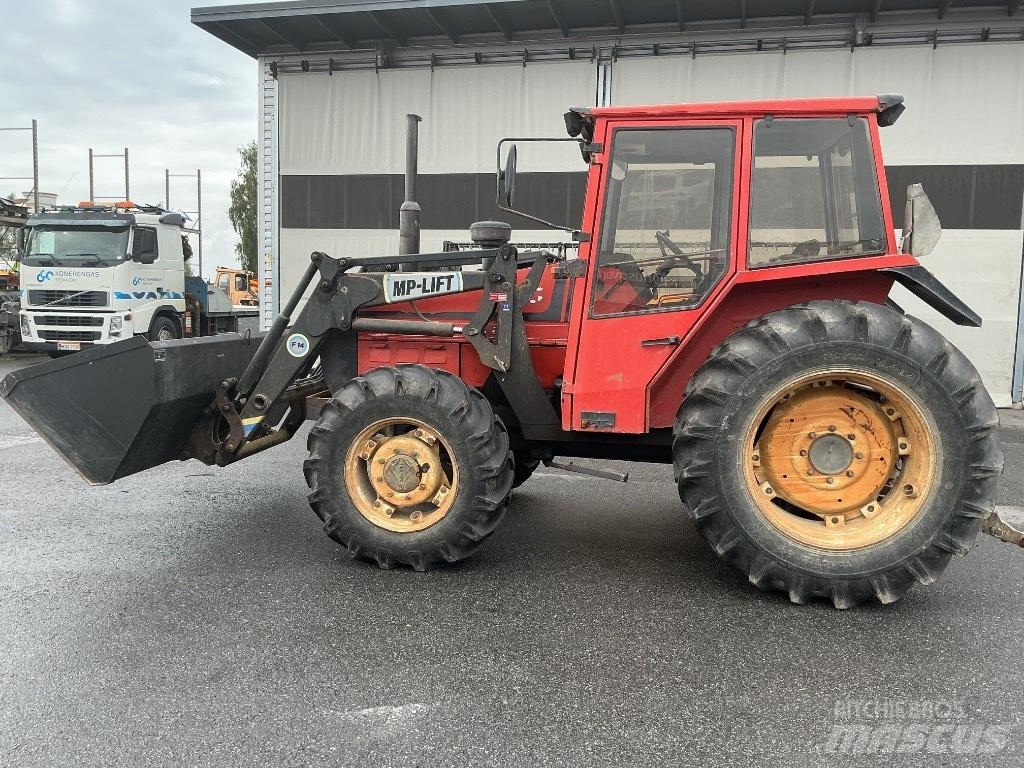 Valmet 605 Traktorer