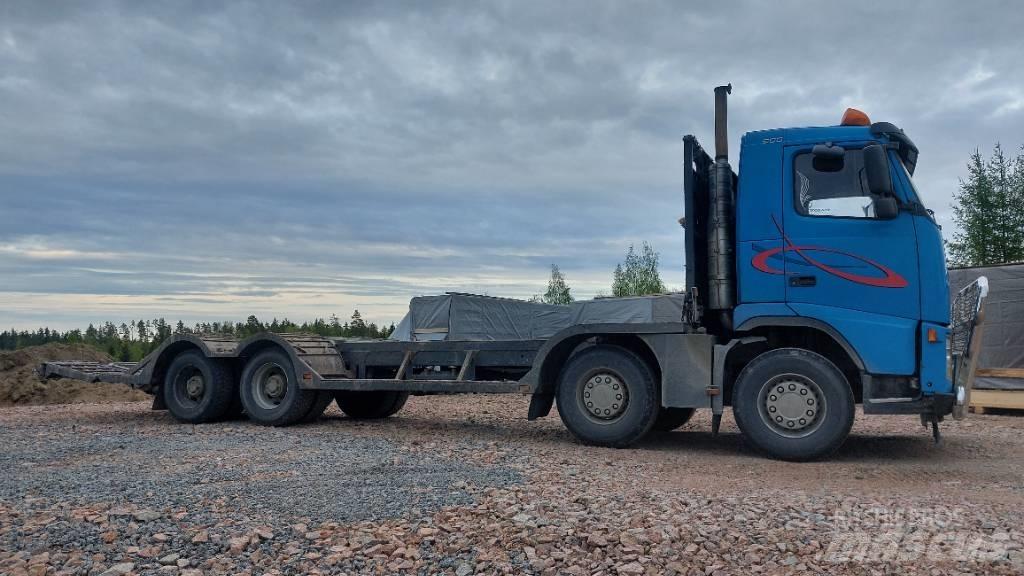 Volvo FH12 8x4 Transportbilar för Skogsmaskiner