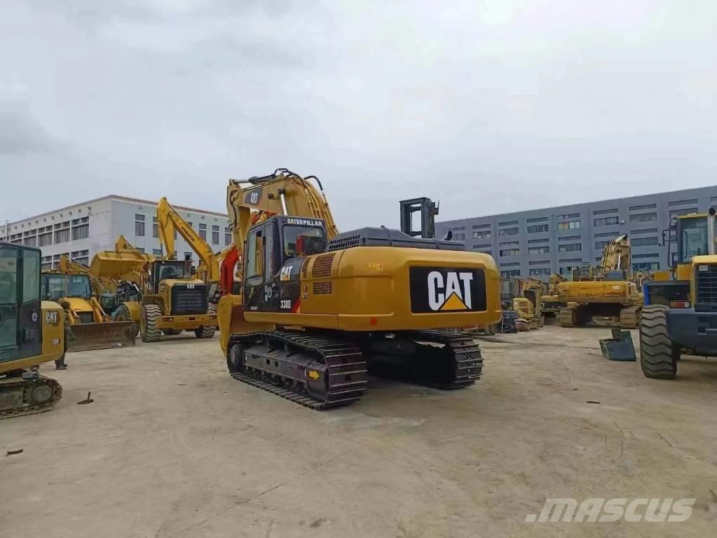 CAT 330 D Bandgrävare