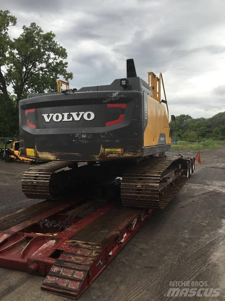 Volvo ec250el Bandgrävare