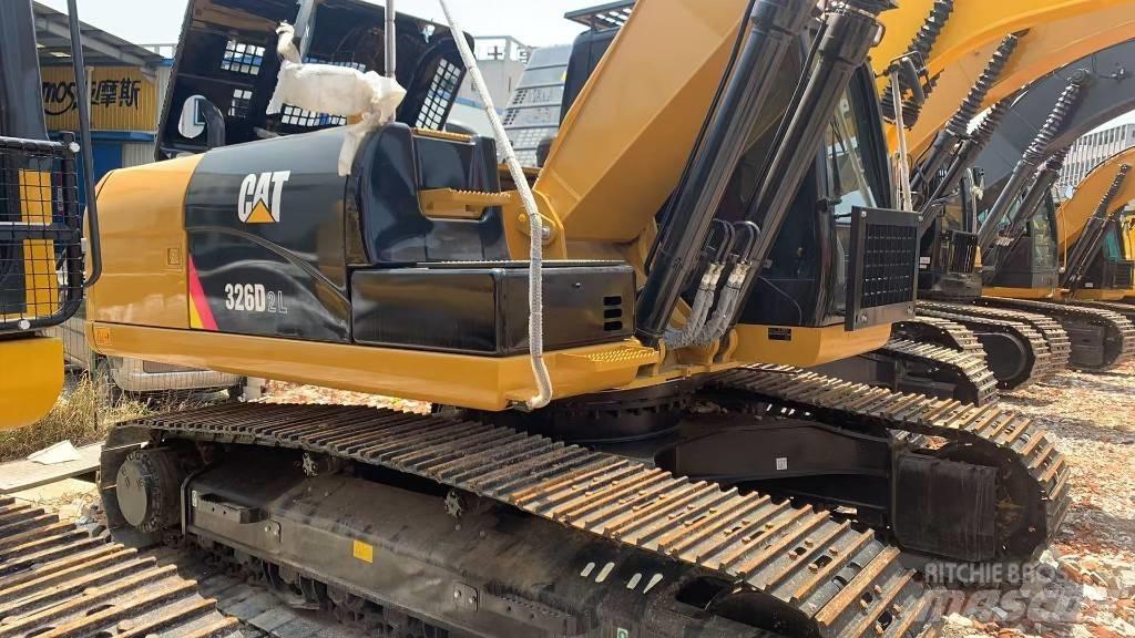 CAT 326D2L Bandgrävare