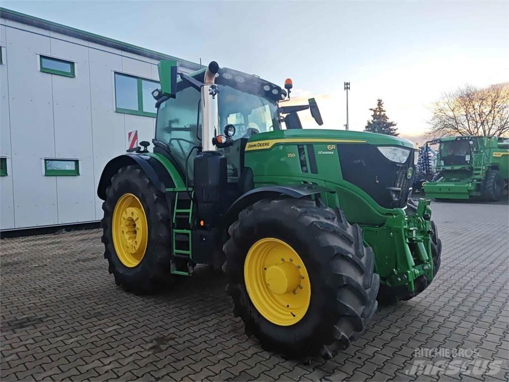 John Deere 6R 250 Traktorer