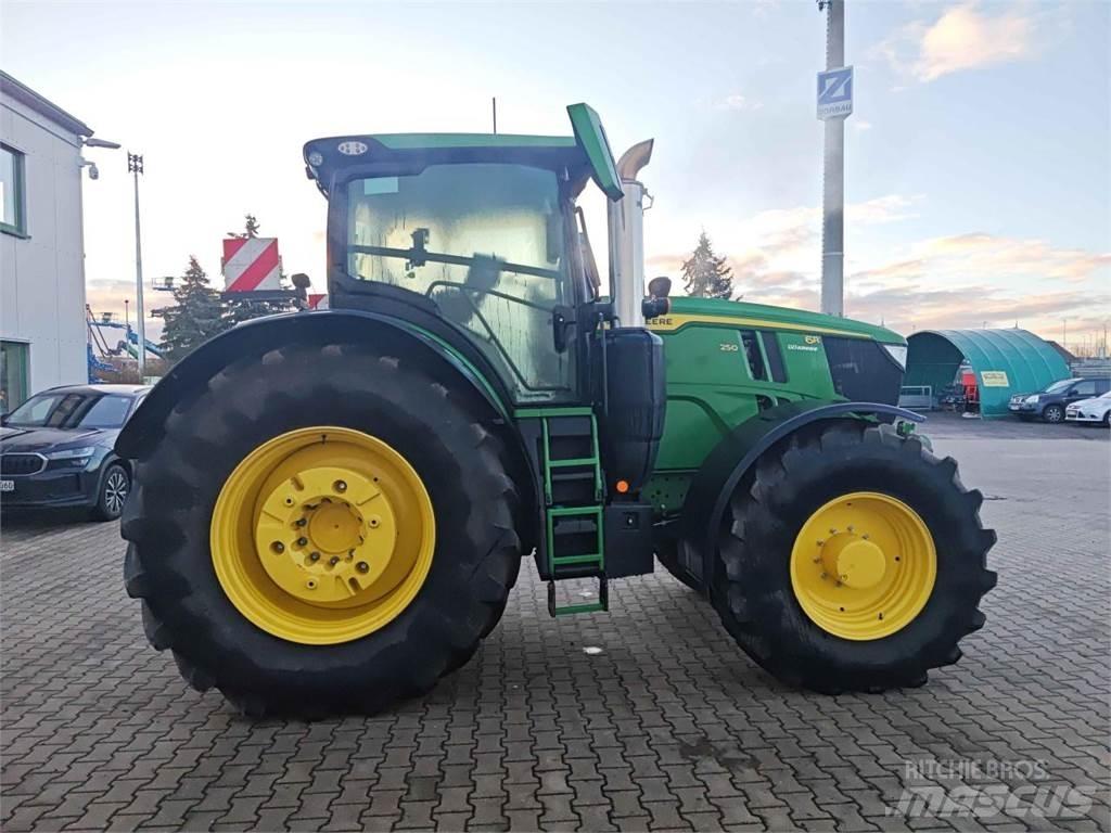 John Deere 6R 250 Traktorer