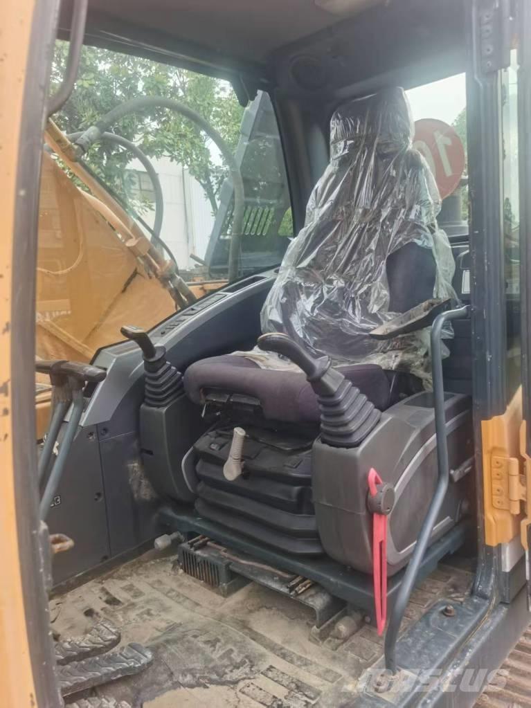 Hyundai R220LC-9S Bandgrävare