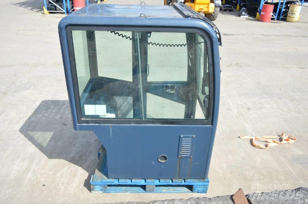 Hanix H 22 cab Minigrävare < 7t