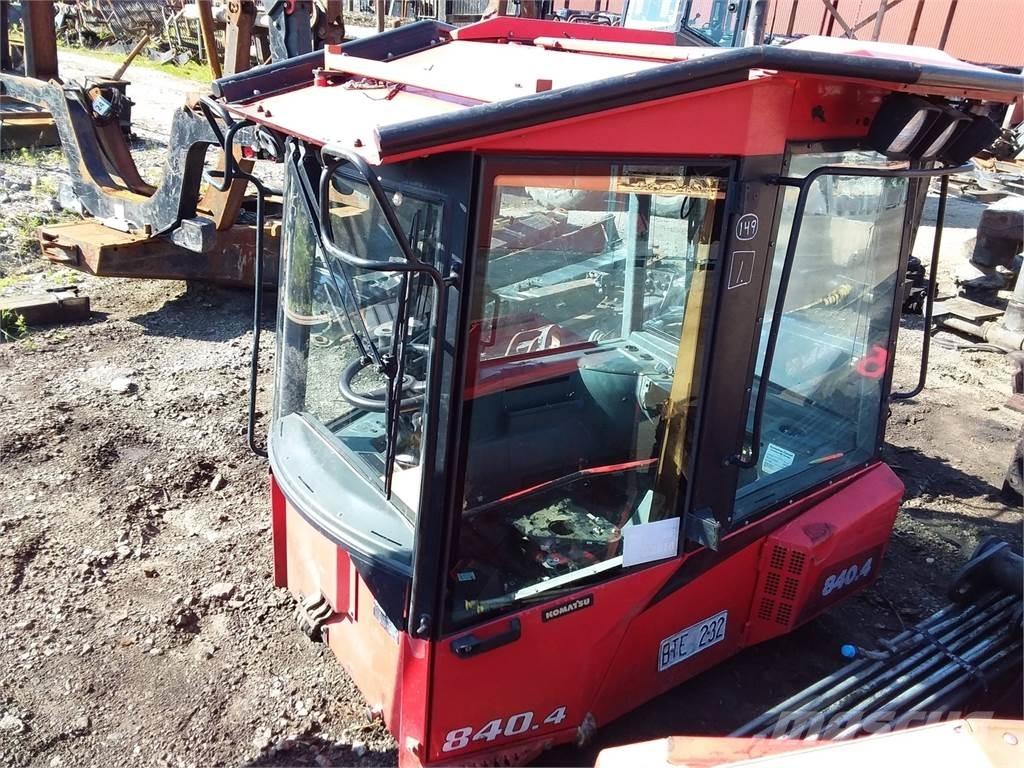 Komatsu 840.4 Hytter och interiör
