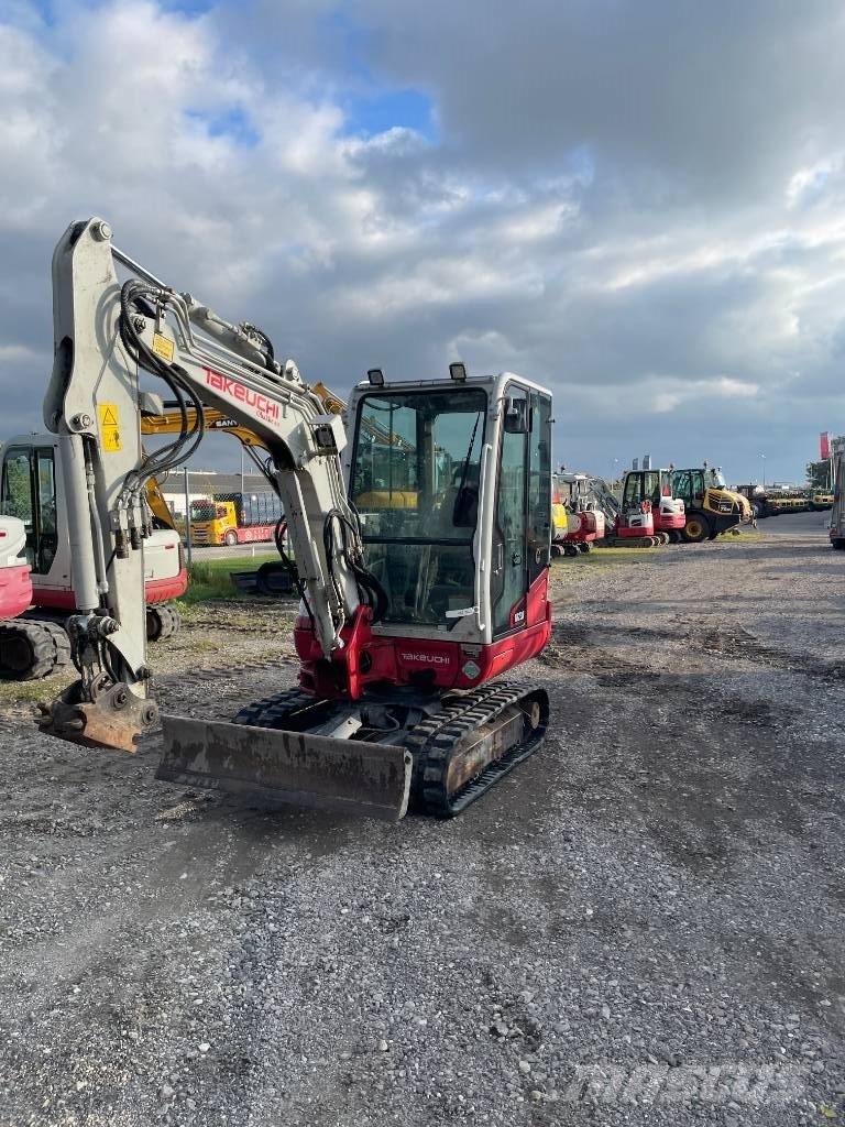 Takeuchi TB 230 Minigrävare < 7t