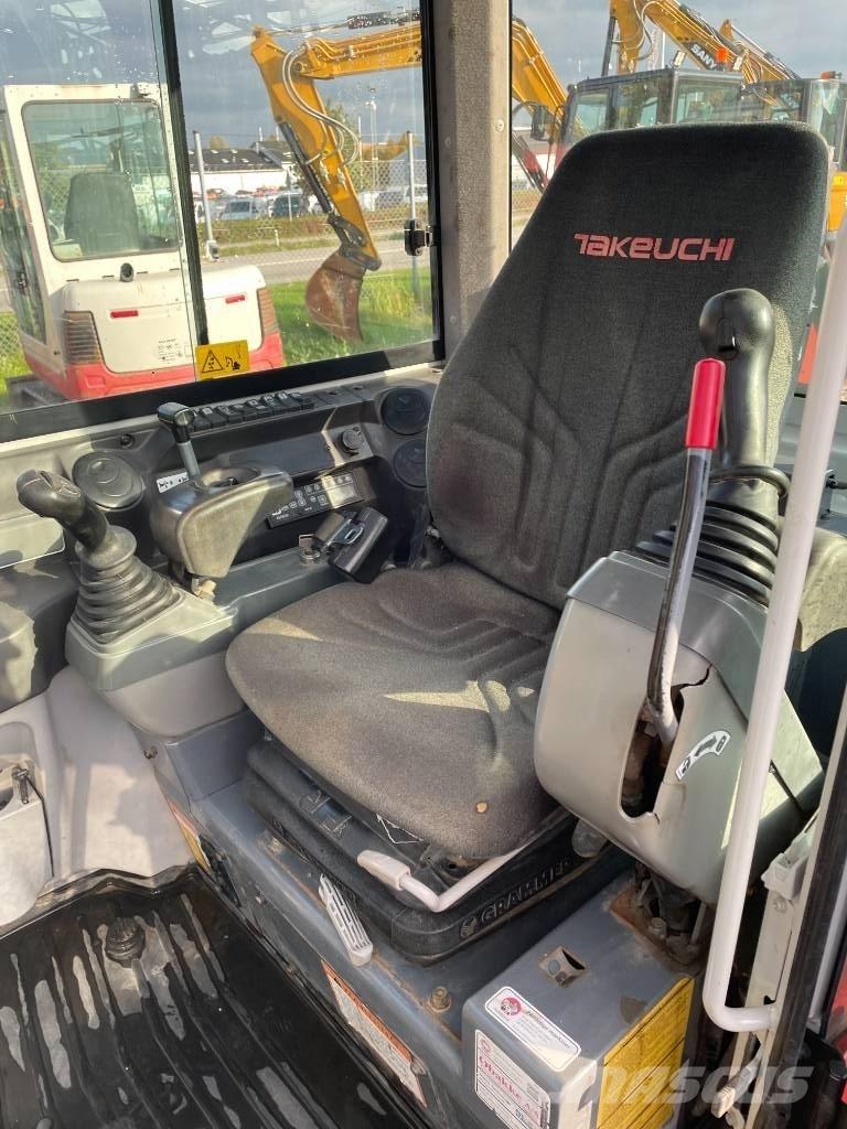 Takeuchi TB 230 Minigrävare < 7t