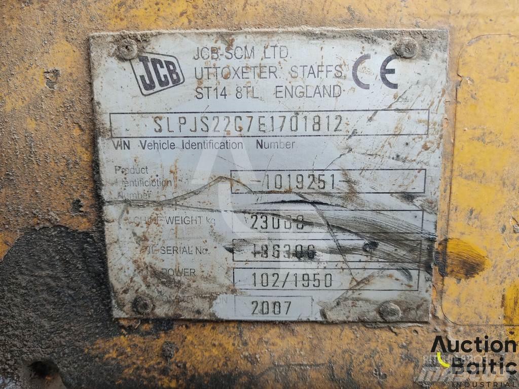 JCB JS 220 LC Bandgrävare