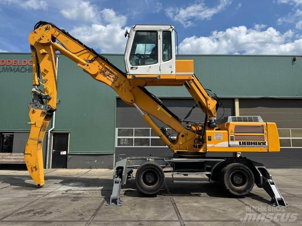 Liebherr A 924 B Avfalls / industri hantering