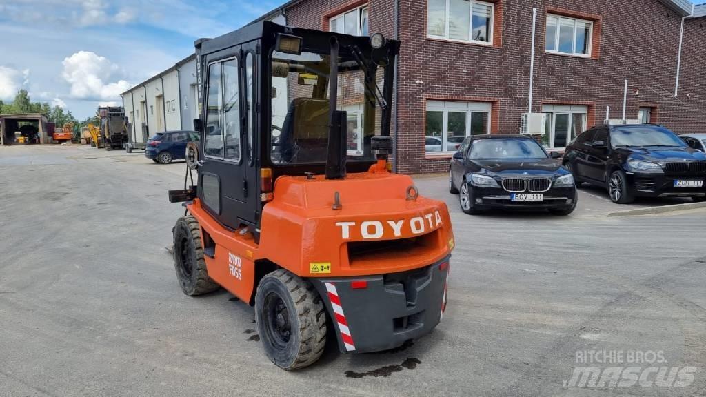 Toyota FD 55 Dieselmotviktstruckar