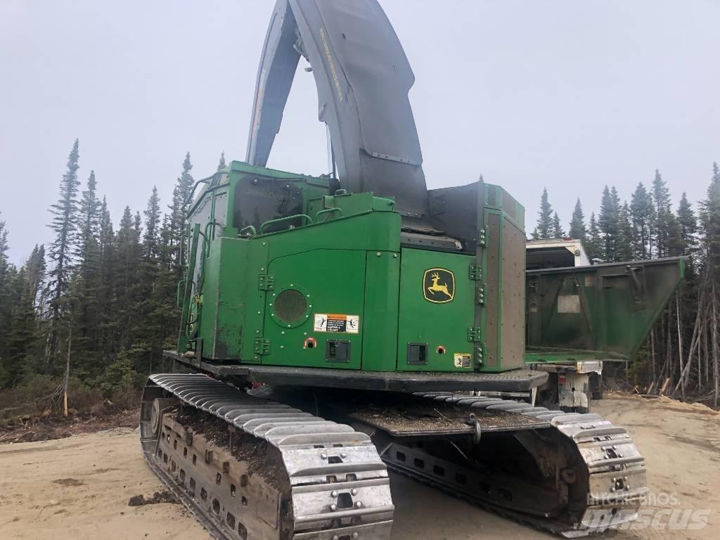 John Deere 853MH Skördare