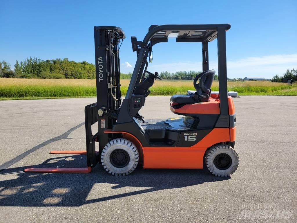 Toyota 8 FB 15 Elmotviktstruckar