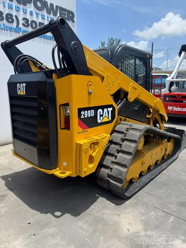 CAT 299 D 2 Kompaktlastare