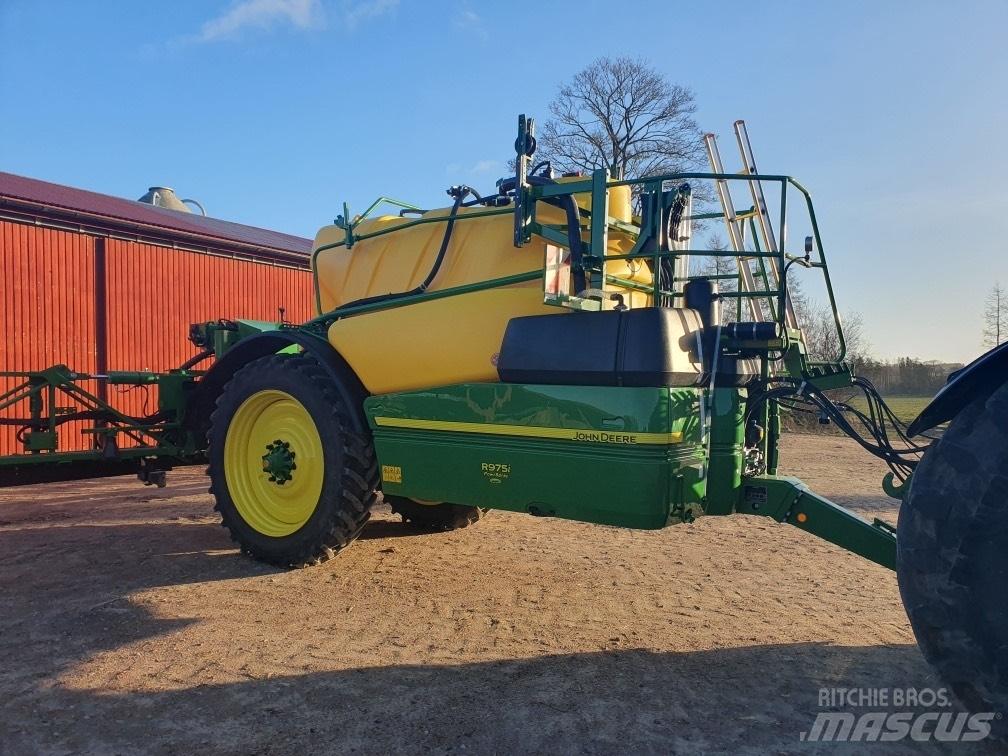 John Deere R975 i Dragna sprutor