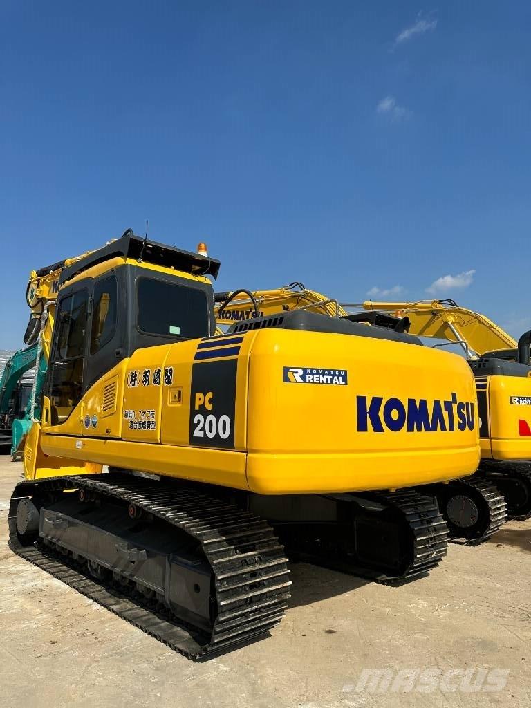 Komatsu PC 200-7 Bandgrävare