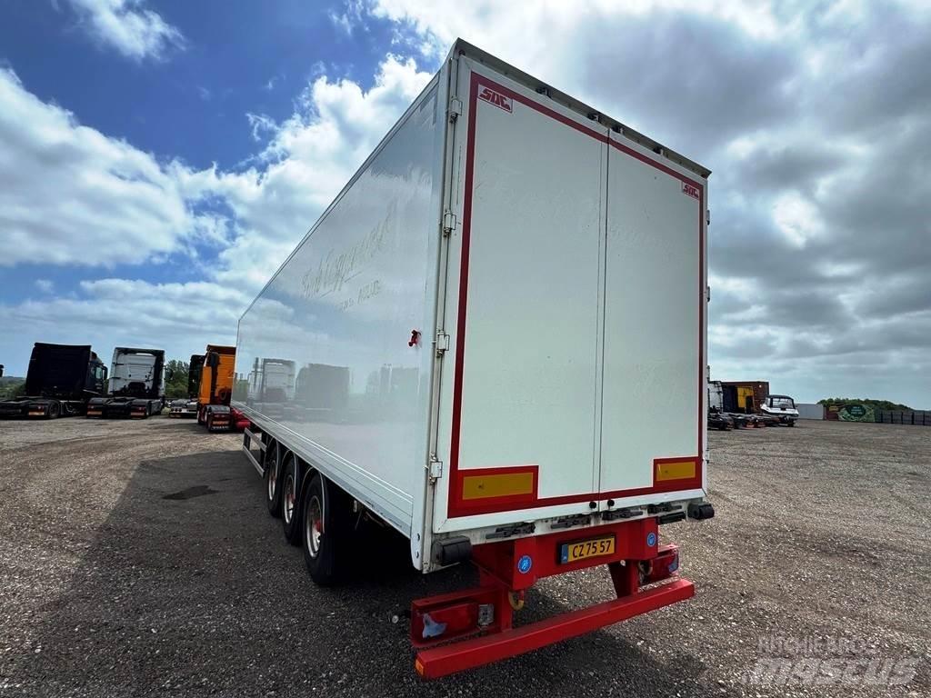 SDC 13,60m boks Skåptrailer