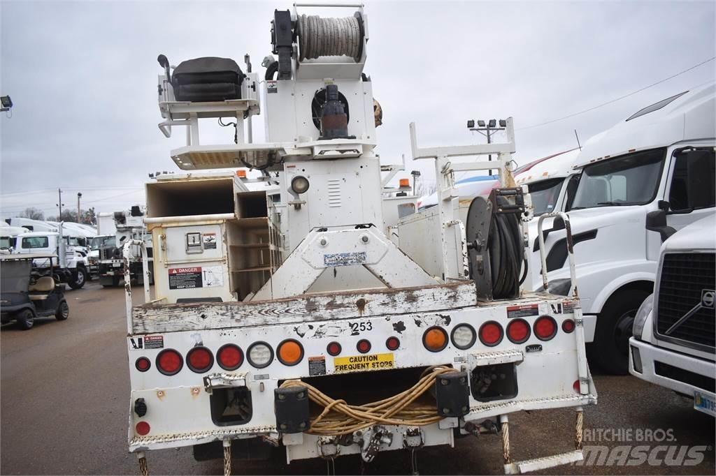 Altec D2045TR Lastbilar med borraggregat