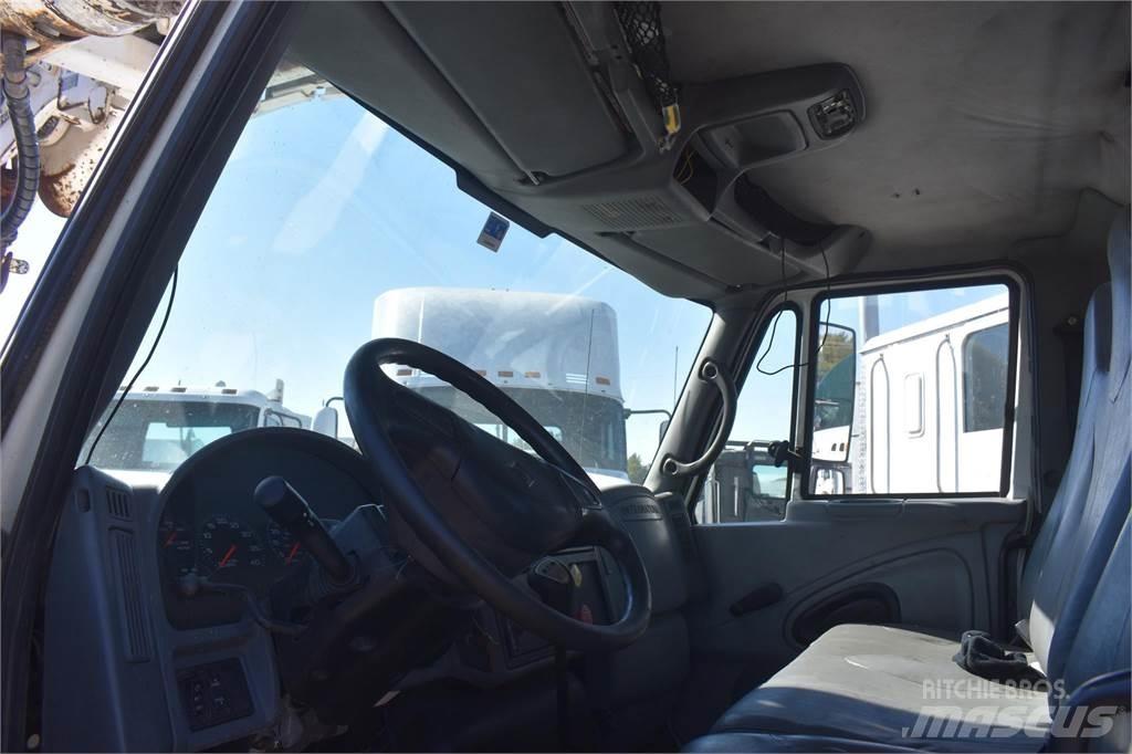 Altec DM47TR Lastbilar med borraggregat