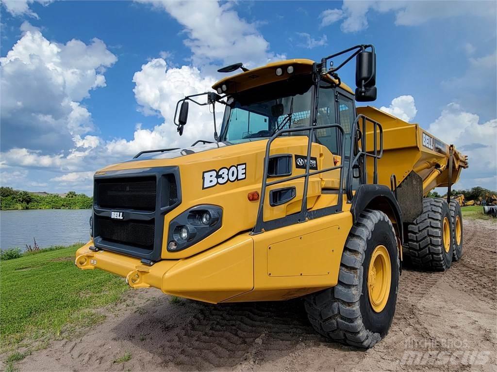 Bell B30E Midjestyrd dumper