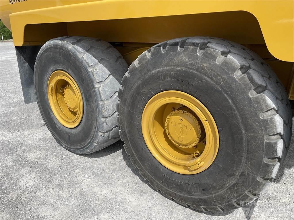 Bell B30E Midjestyrd dumper