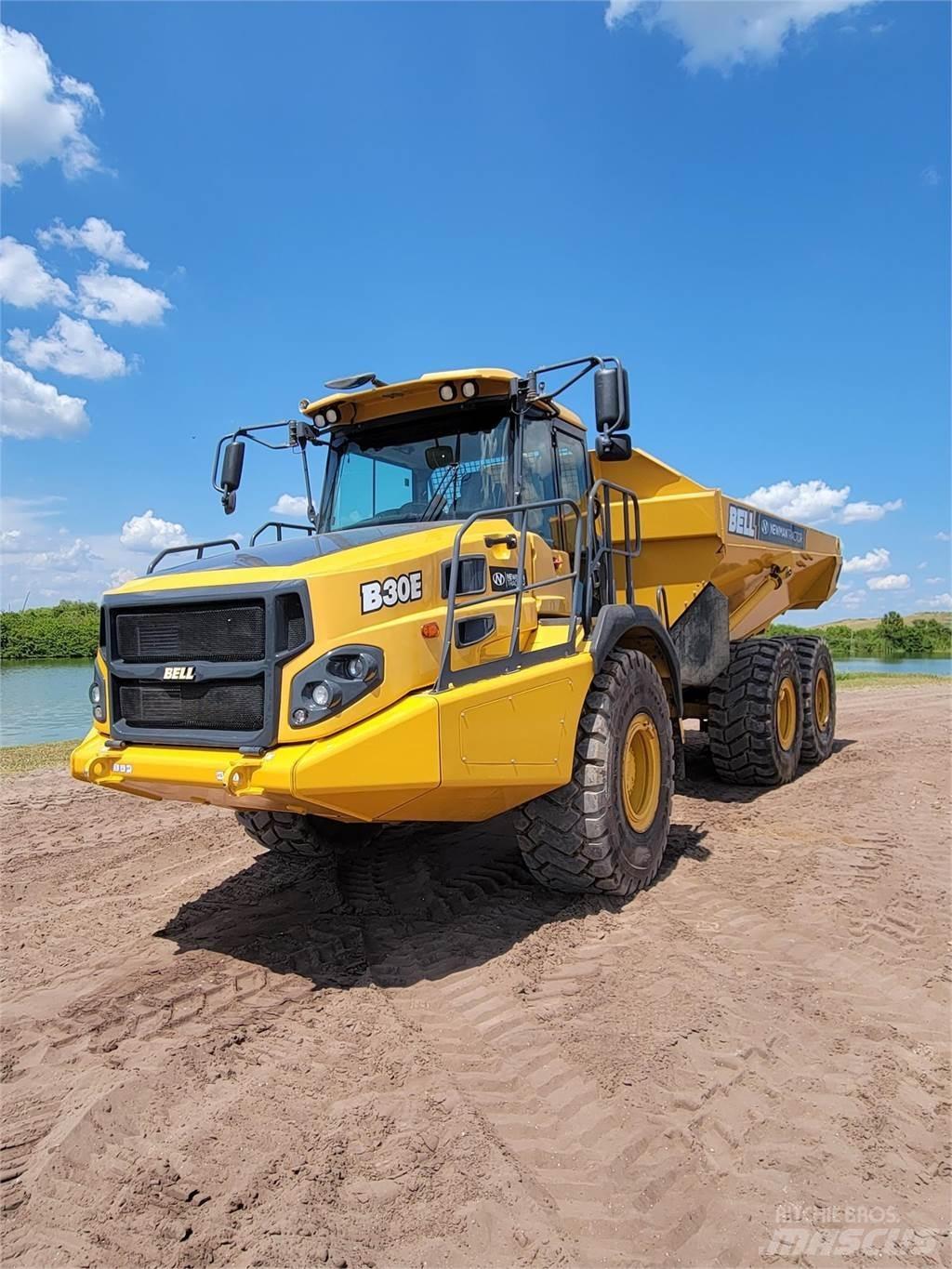 Bell B30E Midjestyrd dumper