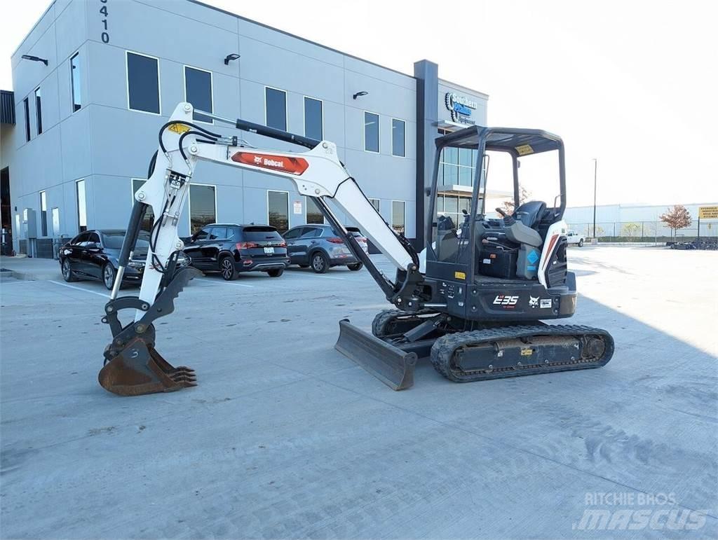 Bobcat E35R2 Minigrävare < 7t