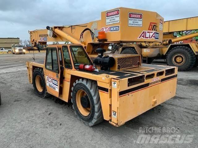 Broderson IC250-3C Terrängkranar (Grov terräng)